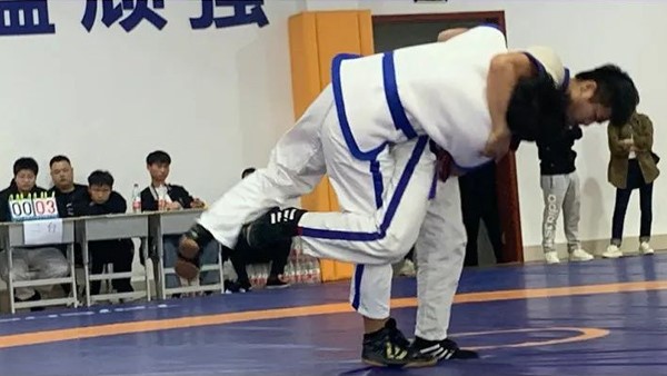 2022年长沙市U系列青少年中国式摔跤锦标赛圆满结束